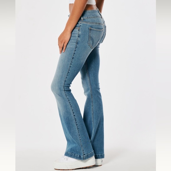 Hollister Low Rise Medium Wash Y2K Flare Jeans Two Buttons - Picture 4 of 8
